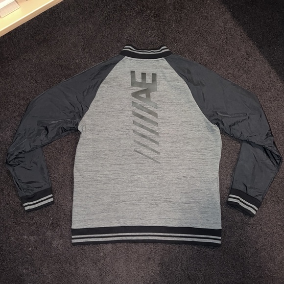 Men’s American Eagle Bomber Jacket - Picture 2 of 2